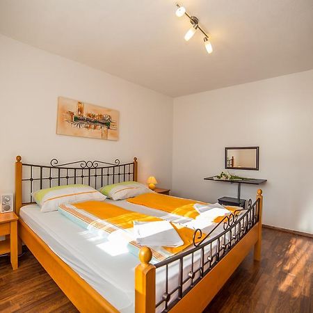 Apartments Kati Omiš Eksteriør billede
