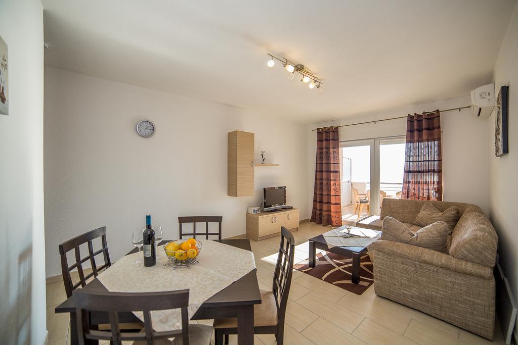 Apartments Kati Omiš Eksteriør billede